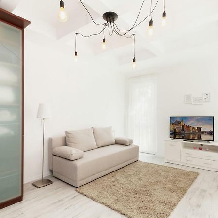 Apartments Gdansk Dworska By Noclegi Renters Bagian luar foto