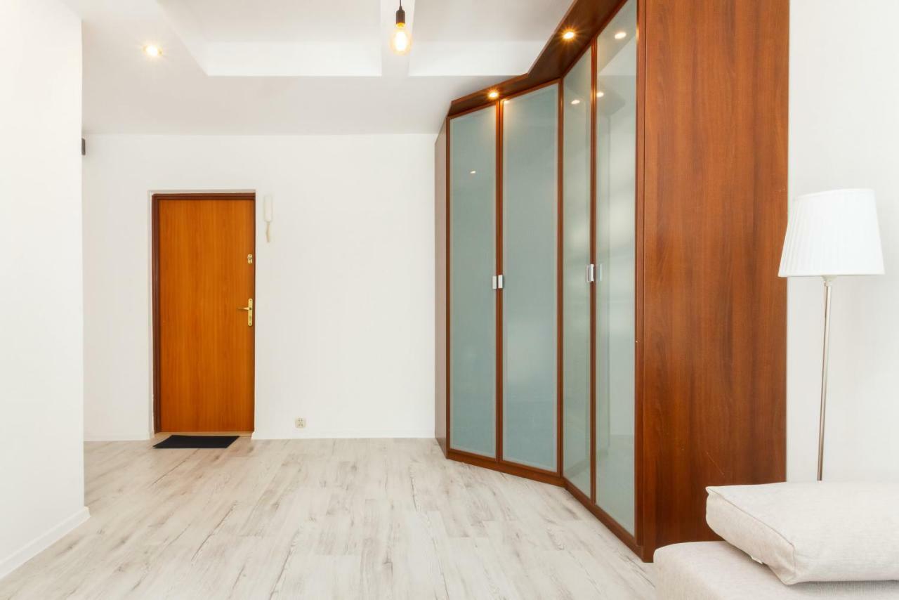 Apartments Gdansk Dworska By Noclegi Renters Bagian luar foto